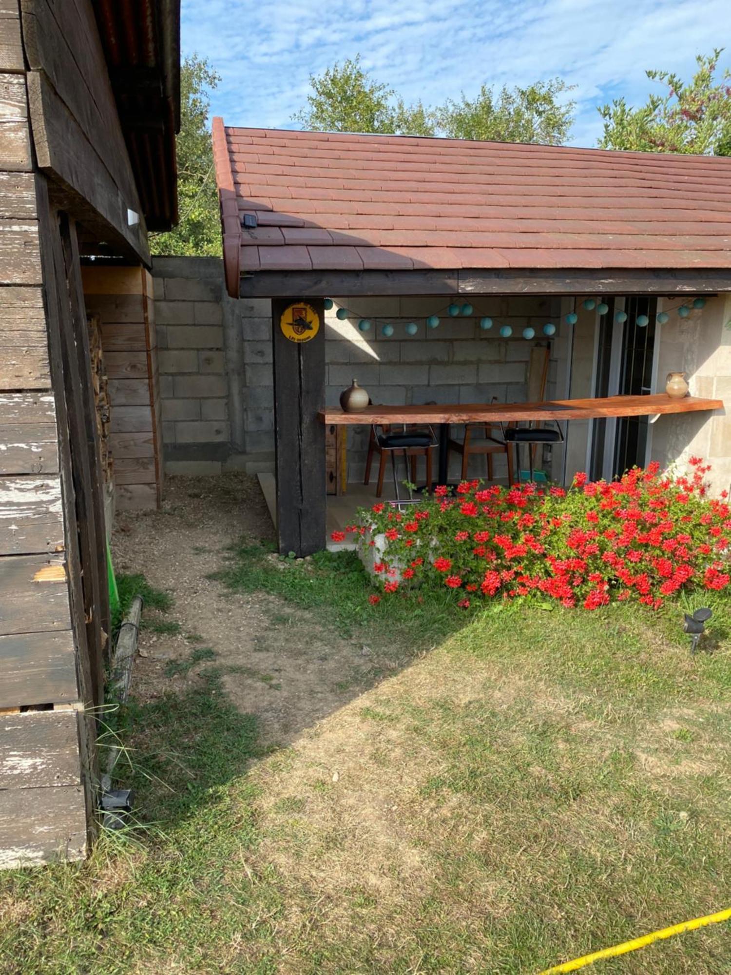 Complexe Familial Villa Charmes  Exterior photo