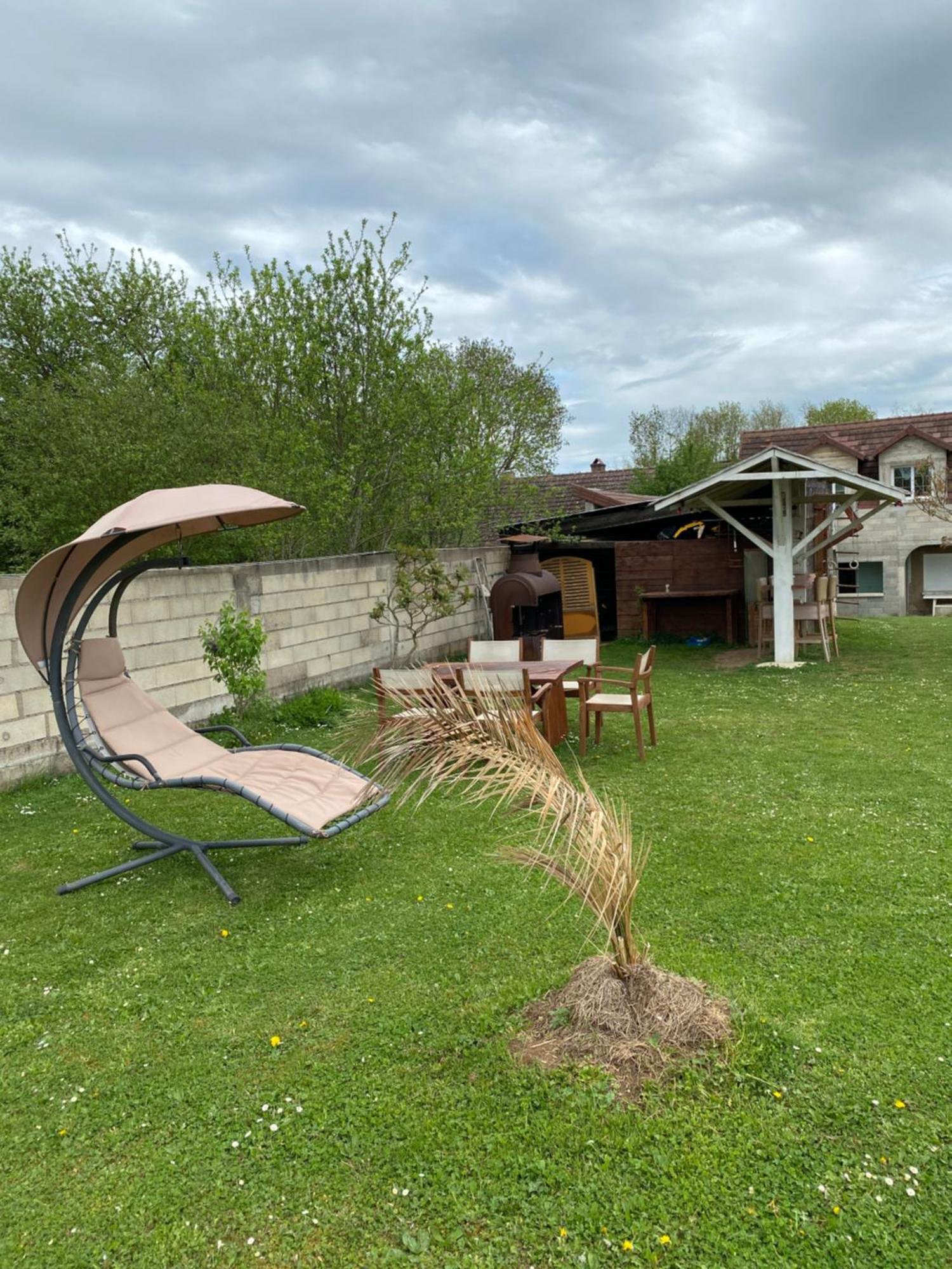 Complexe Familial Villa Charmes  Exterior photo